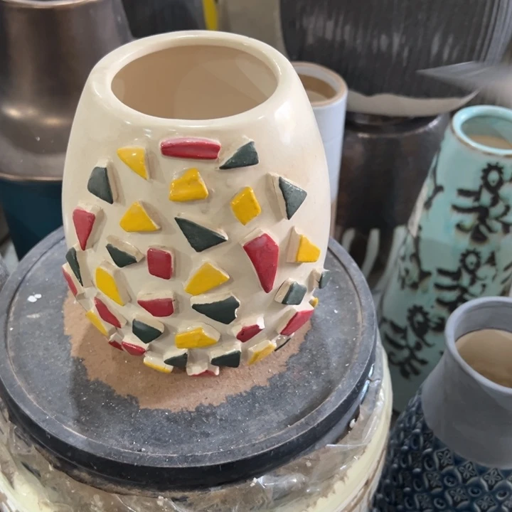 陶瓷花瓶摆件外贸出口微瑕捡漏高15口7公分磕碰