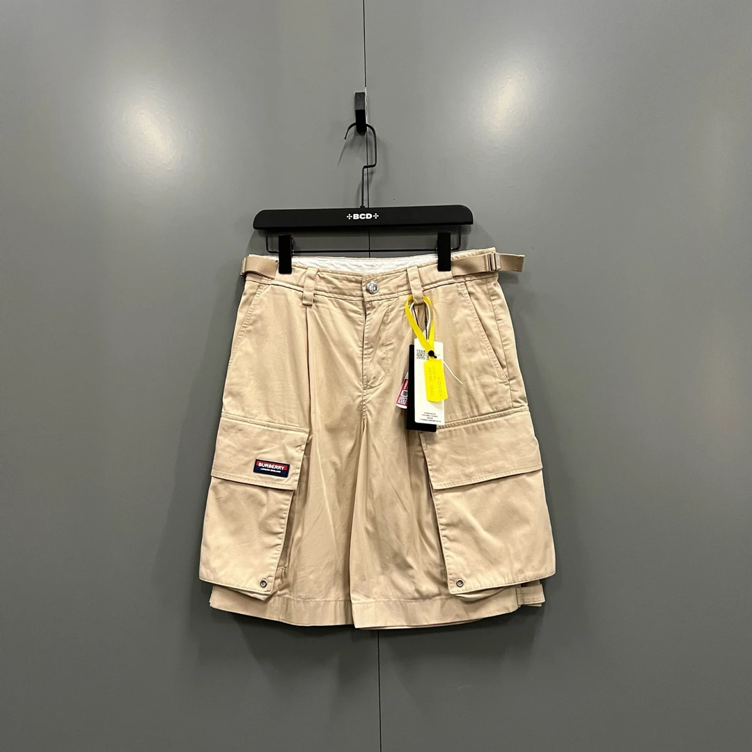 (ll) Burberry 巴宝莉 卡其色腰带口袋工装短裤 46码/98新/302581
