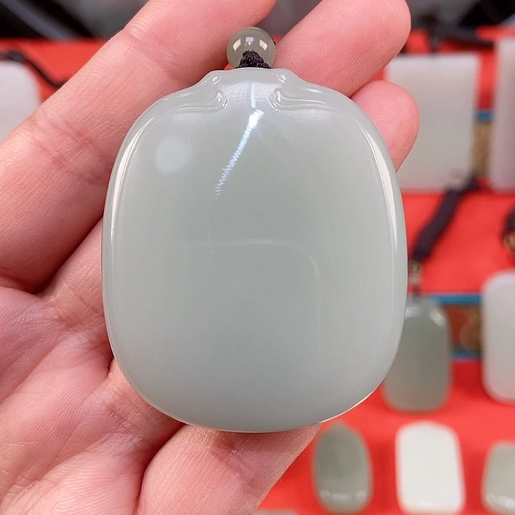 【闪购商品】颈饰未镶嵌和田玉