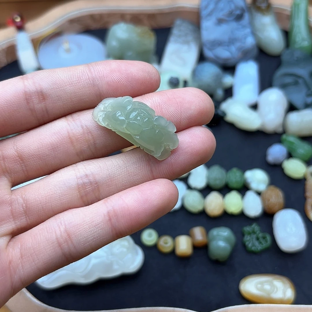 和田玉颈饰未镶嵌晓