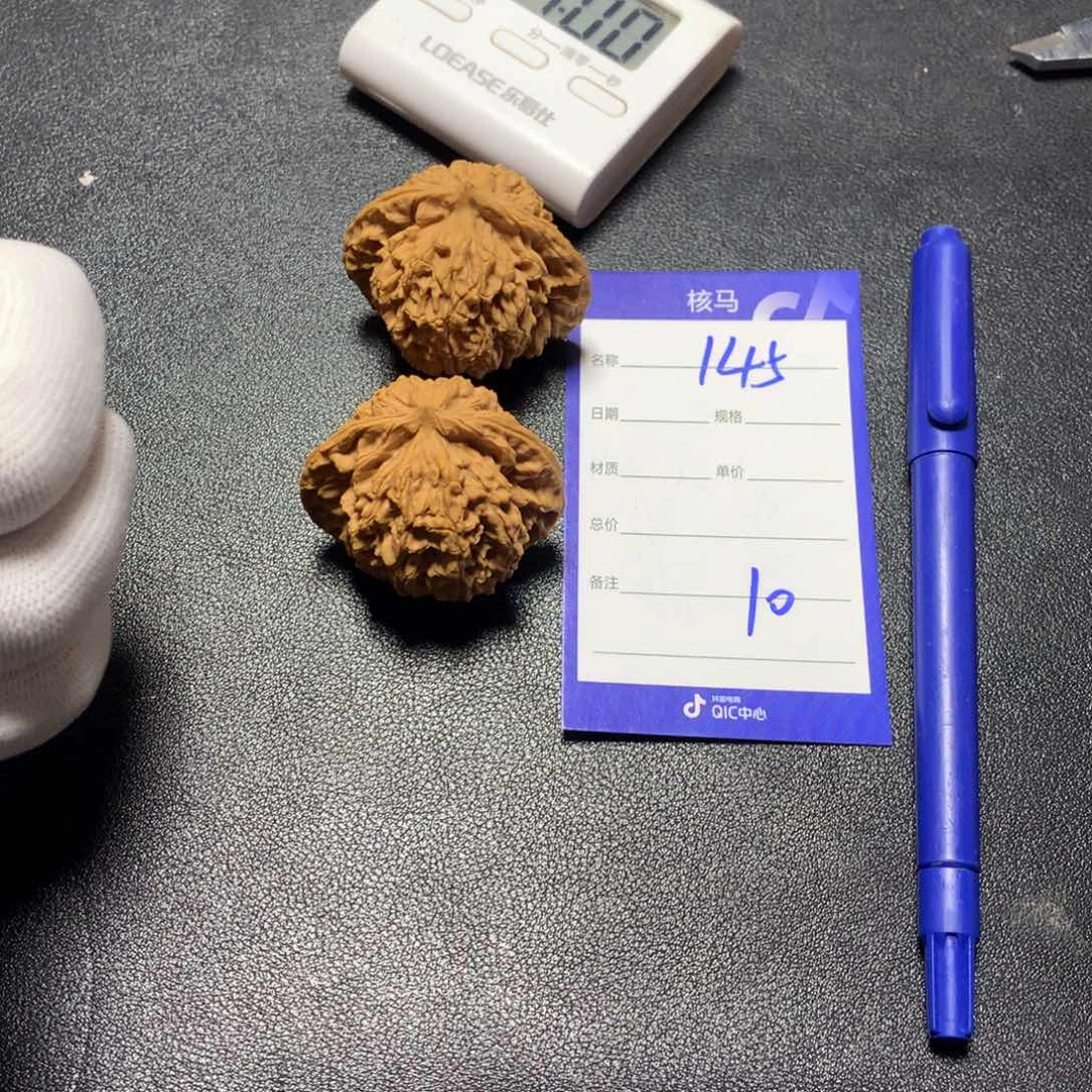 文玩核桃把件婷****1http://http://