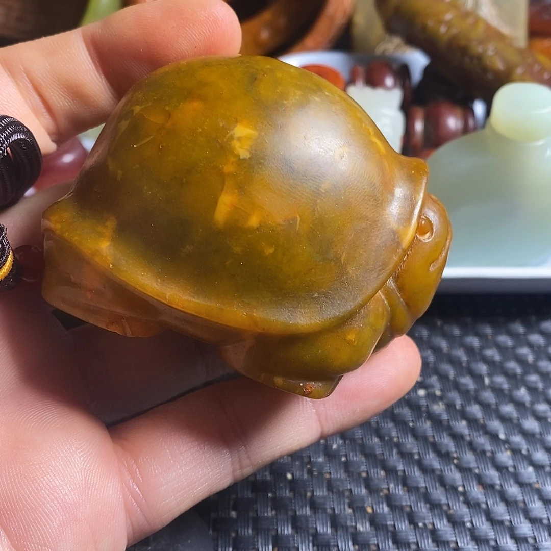 岫玉未镶嵌珠宝奇石