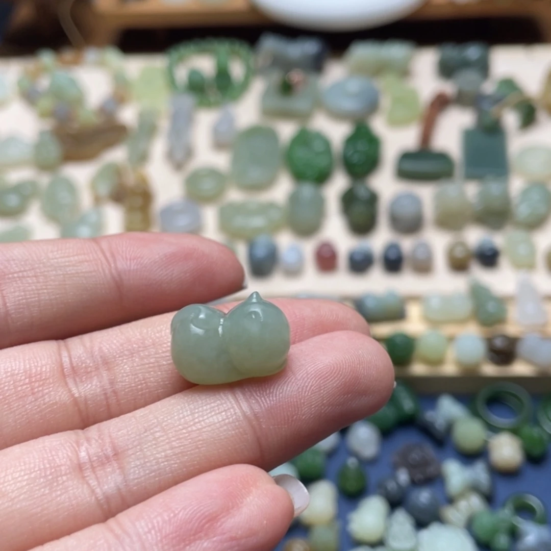 和田玉未镶嵌吊坠(不含链)