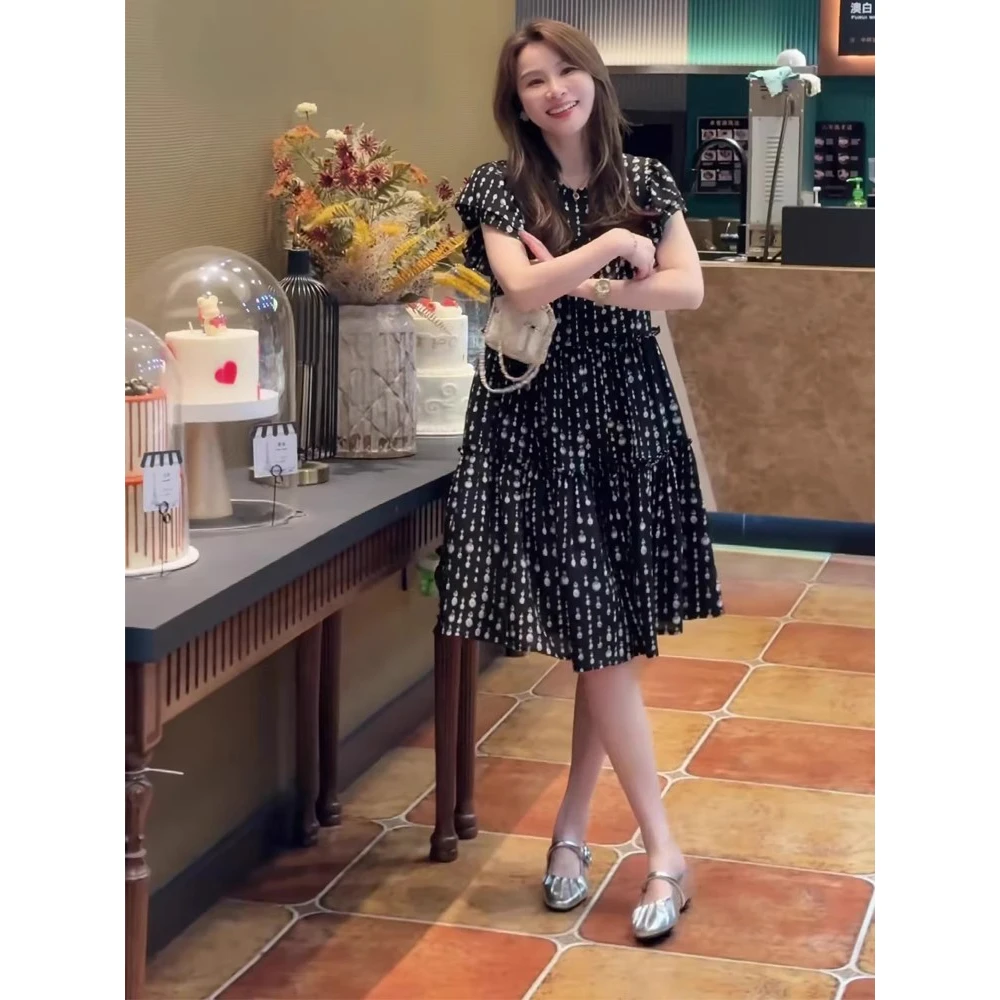 大码胖mm法式碎花连衣裙女夏季新款宽松显瘦荷叶边无袖休闲小黑裙