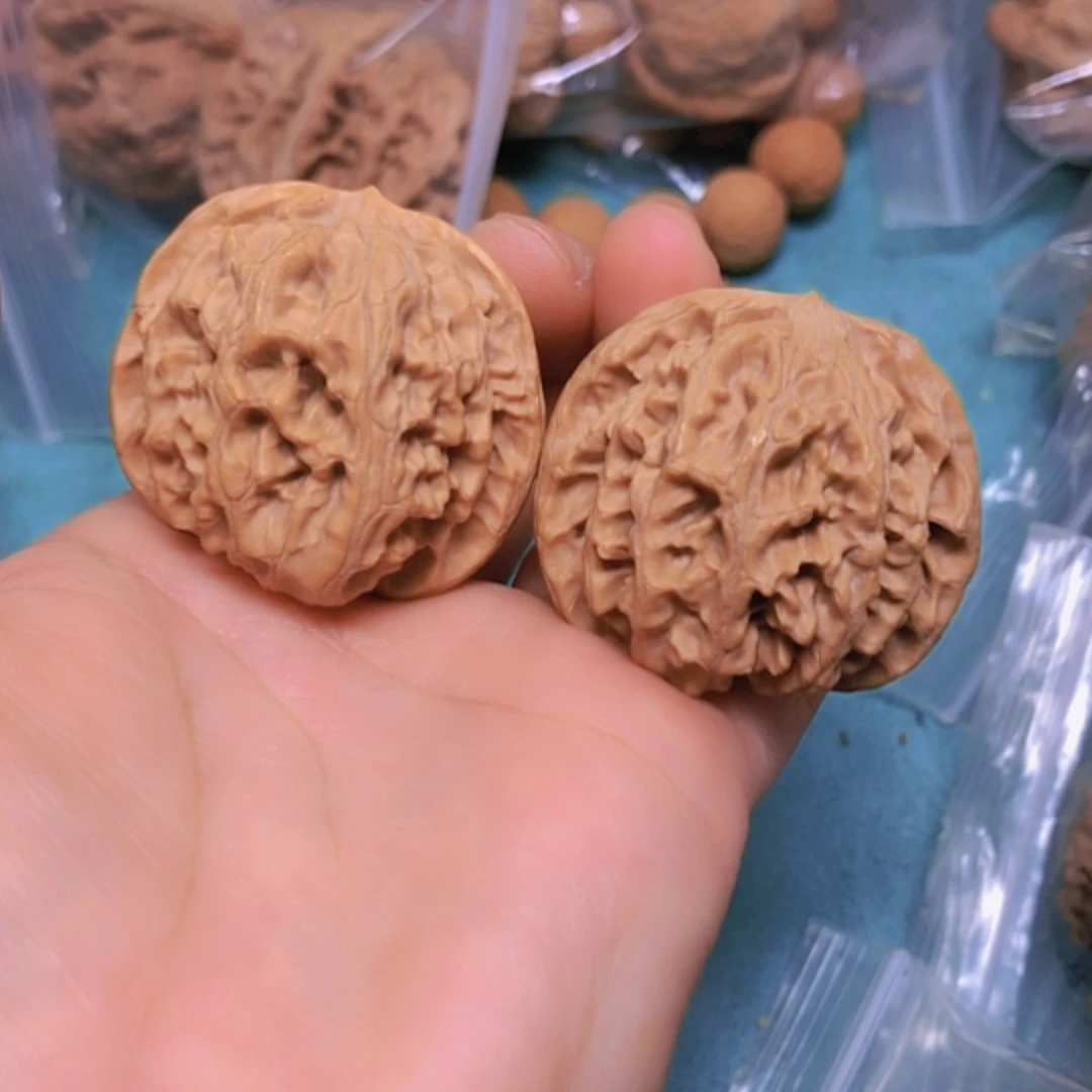 【闪购商品】摆件核桃39.5苹果有修