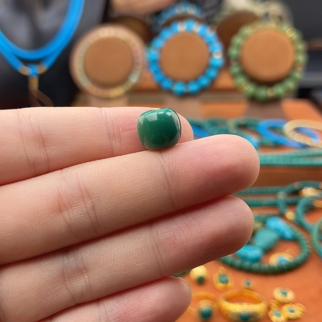 绿松石18K金镶嵌配饰