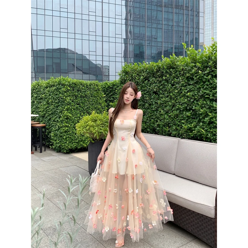 2025新款莫奈花园法式温柔浪漫立体花朵时尚气质吊带礼服