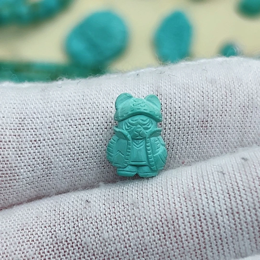 绿松石绿松石未镶嵌