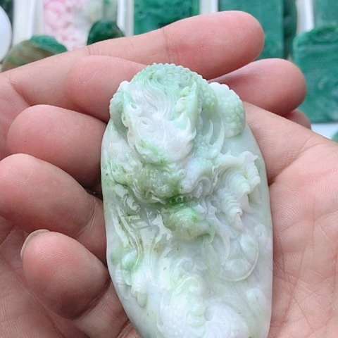 未镶嵌独山玉吊坠(不含链)江***美