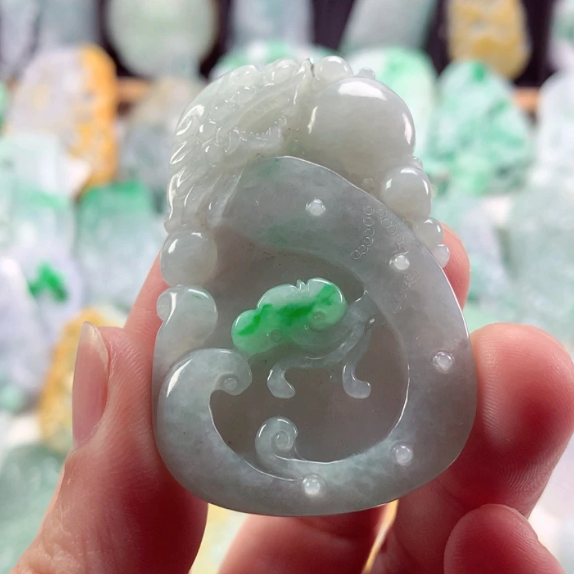 【闪购商品】翡翠吊坠(不含链)未镶嵌