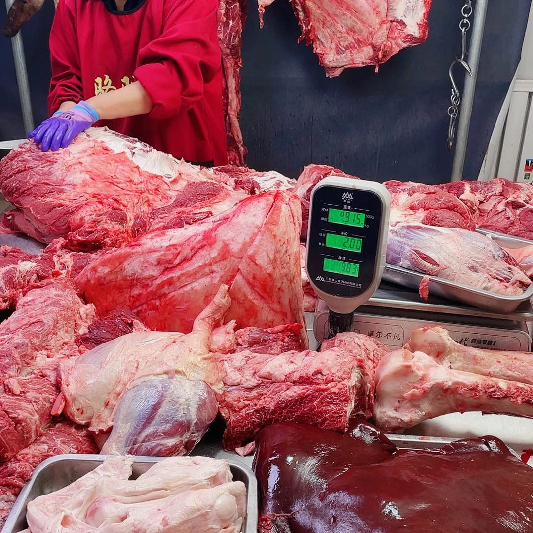 1年中国大陆阿拉善沙漠骆驼肉