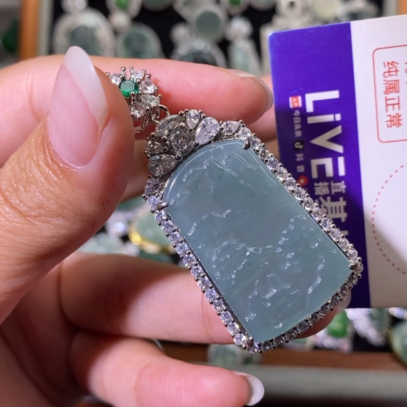 【闪购商品】翡翠未镶嵌颈饰天然