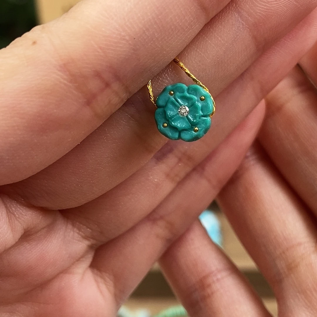 未镶嵌绿松石珠宝奇石