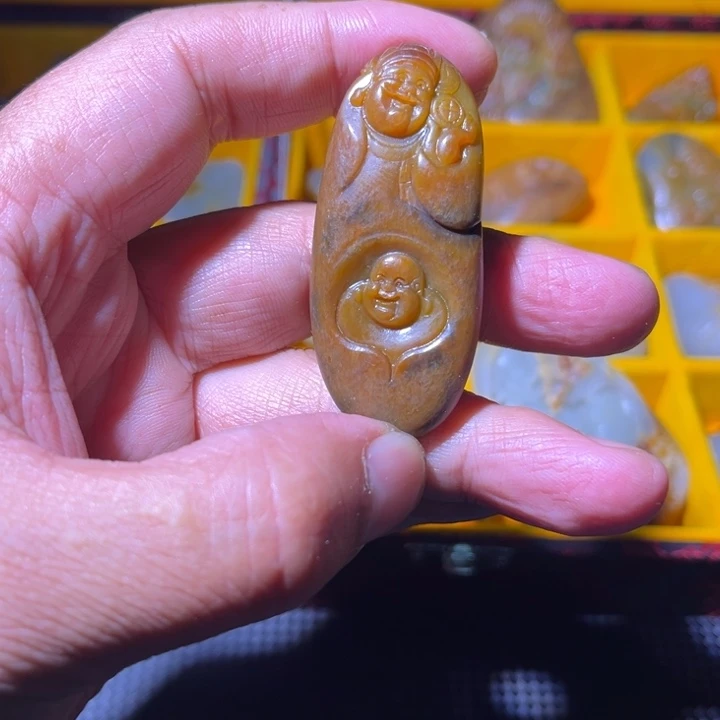 和田玉（糖玉）未镶嵌颈饰