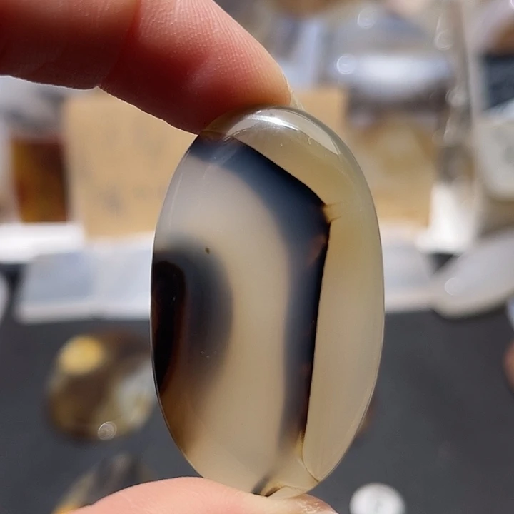 未镶嵌颈饰玛瑙/玉髓