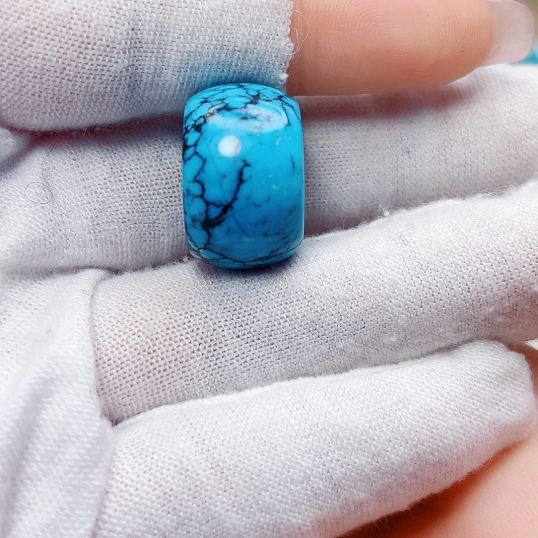 绿松石未镶嵌饰品