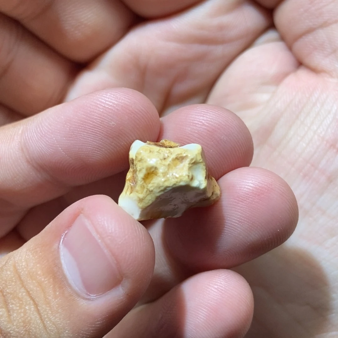 定制琥珀未镶嵌琥珀蜜蜡原石定制