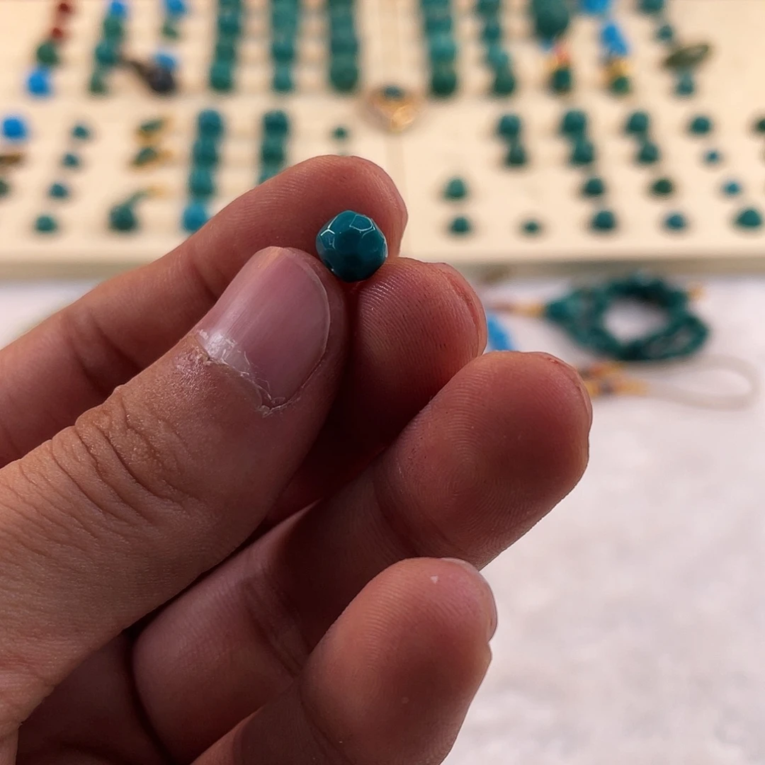 绿松石未镶嵌耳饰