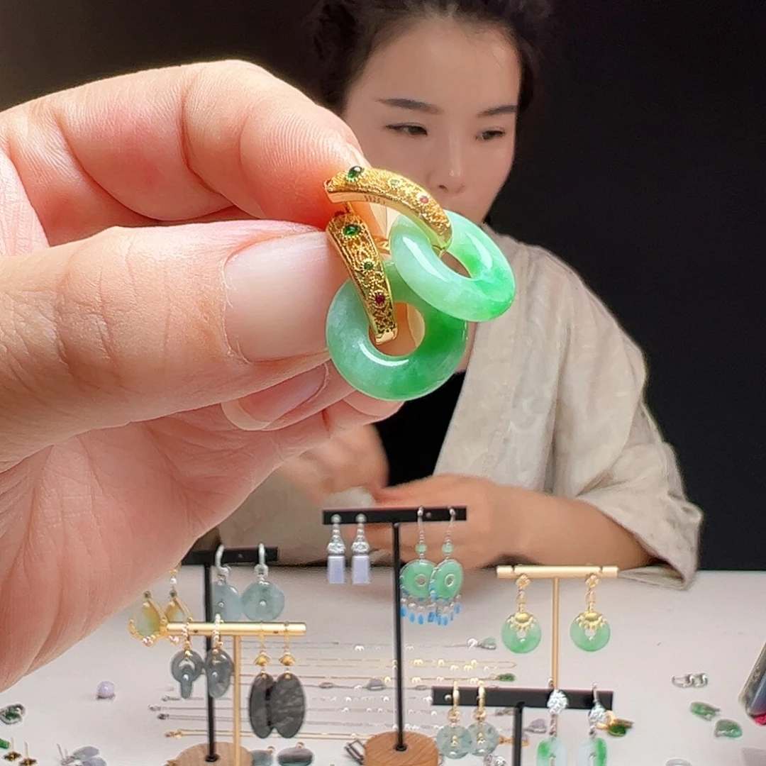 银S925镶嵌翡翠耳饰天然翡翠