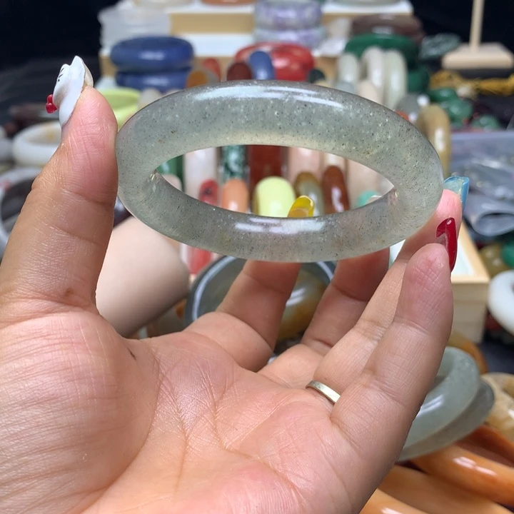 石英质玉手镯未镶嵌用****7