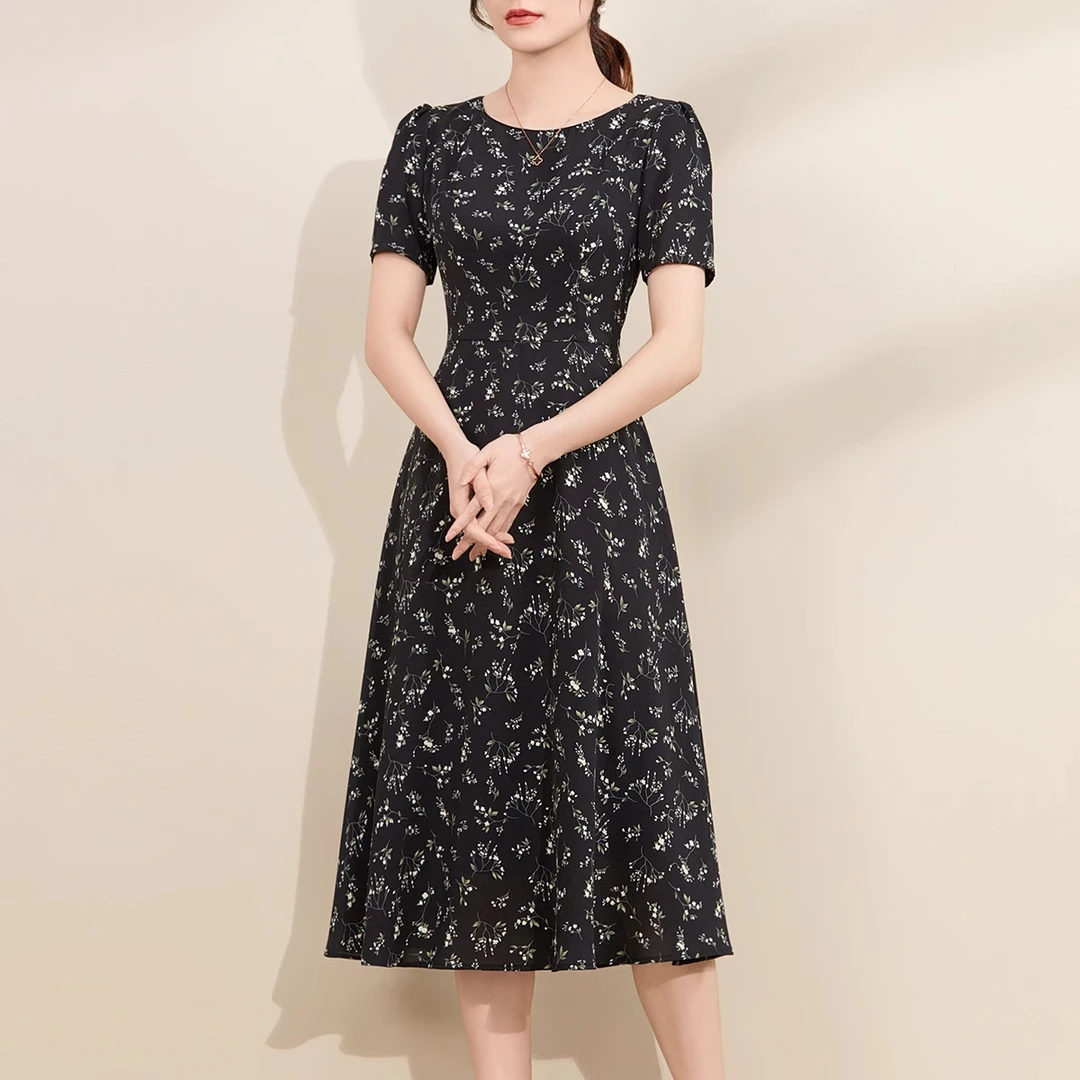 2025新款气质黑色碎花连衣裙短袖圆领显瘦中长款夏季百搭印花裙子