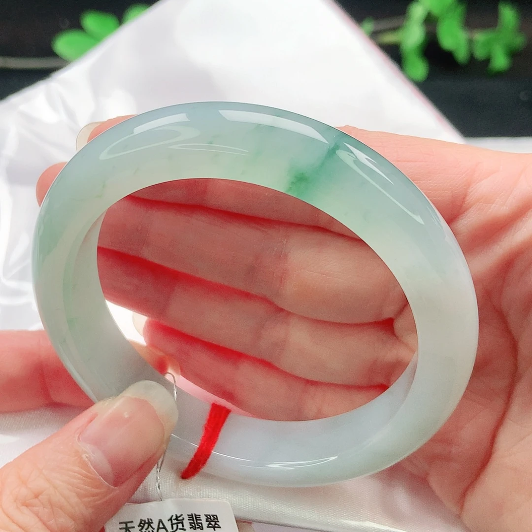 翡翠未镶嵌手镯57圈