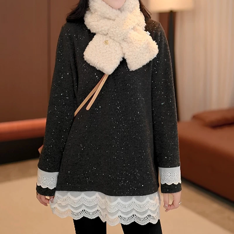 蕾丝花边圆领长袖T恤女2025春季新款拼接设计感百搭中长款打底衫