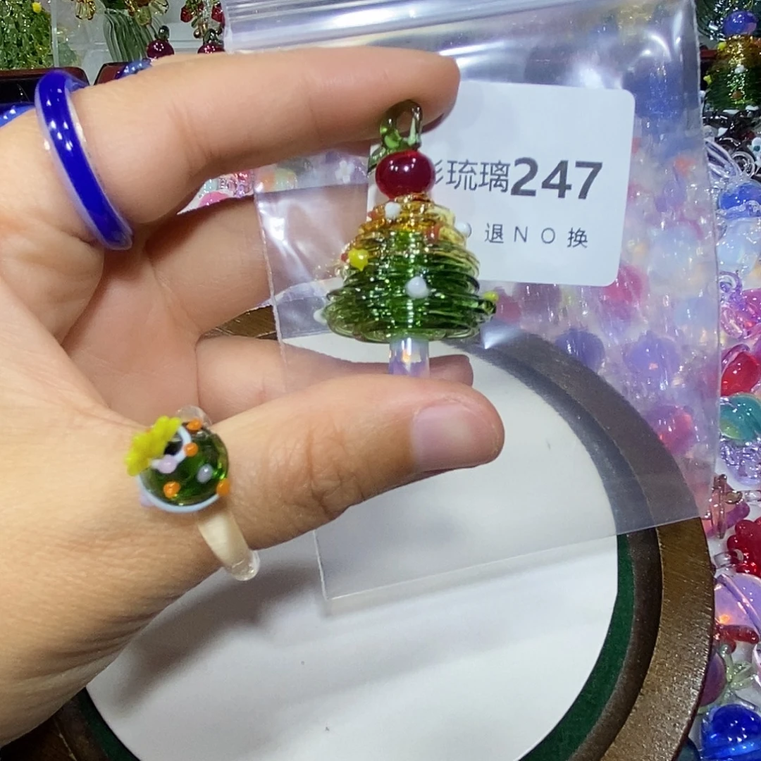 院***盛玻璃颈饰247圣诞树一个