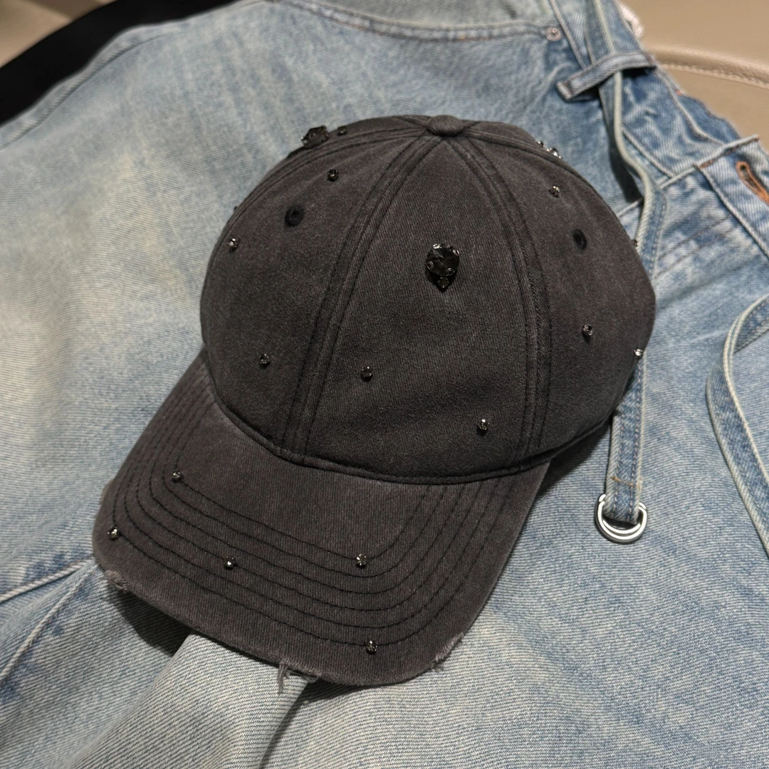 FANYE 2025新款设计感做旧水洗钉钻鸭舌帽