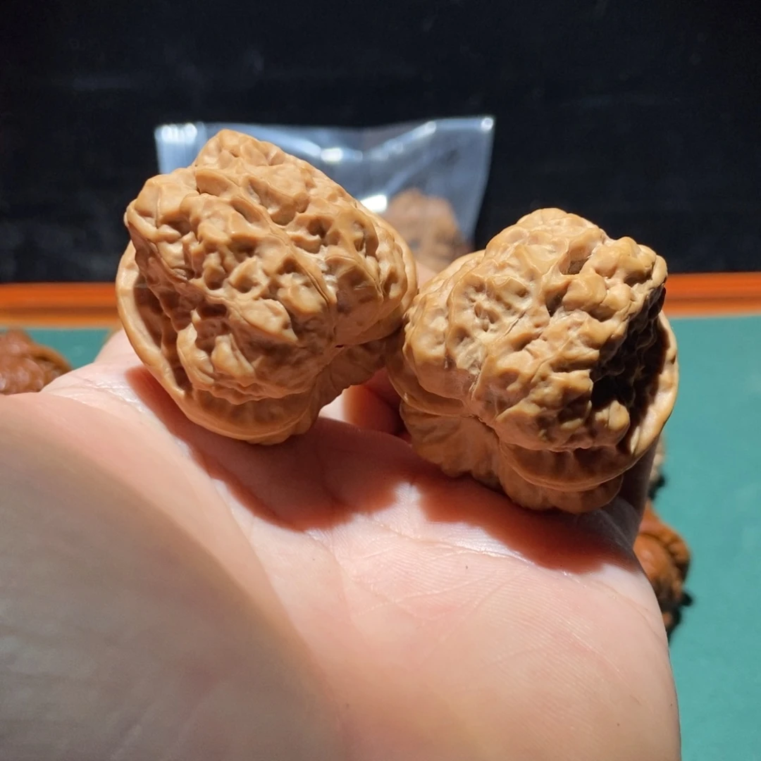 把件文玩核桃39蹬腿