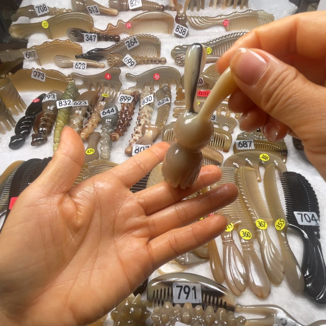 甜***糖牛角梳福利款梳子