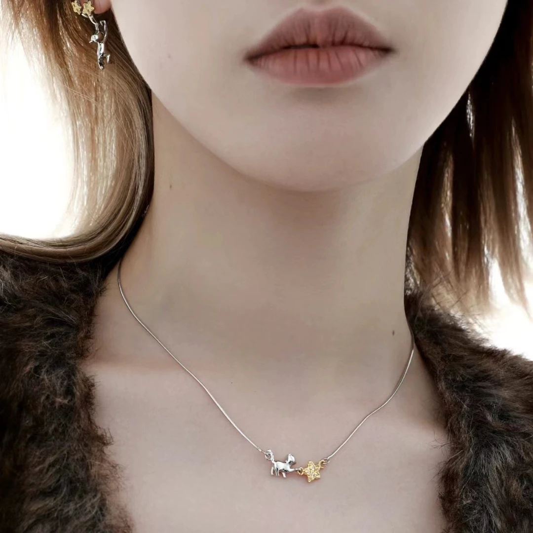 铜合金锆石项链 新款设计感小众个性摘星猫撞色原创锁骨链项链