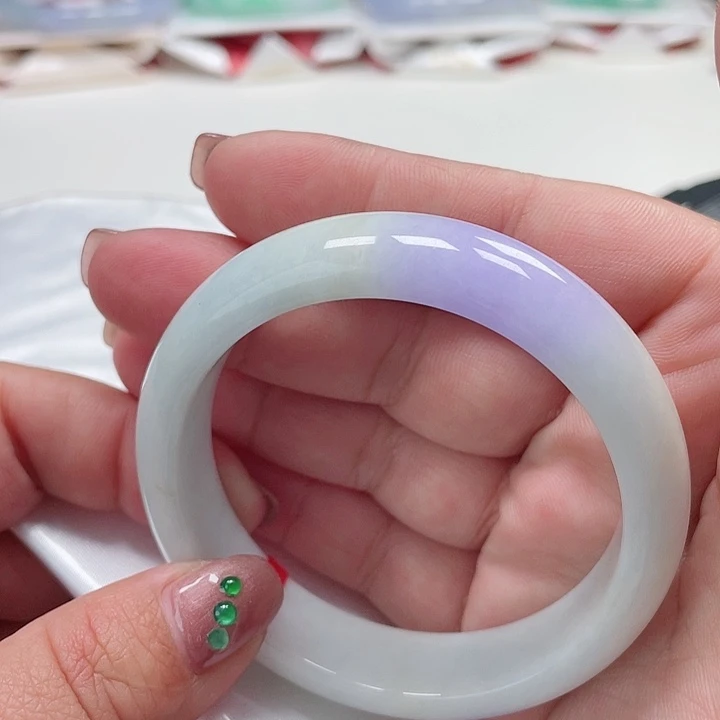 翡翠手镯未镶嵌缅甸翡翠手镯56圈