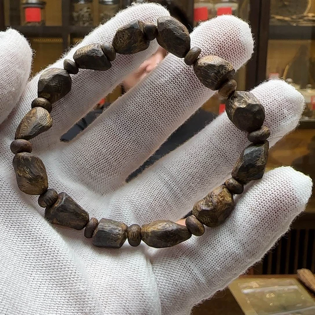 沉香手串赵*民国香棋楠天然野瘤疤树丁料7.2g