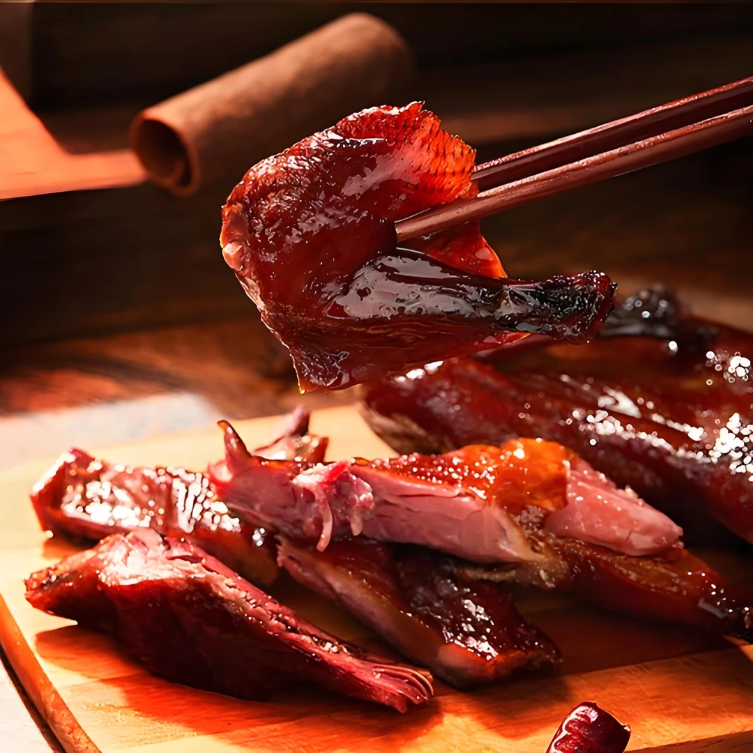 古蔺特色 高山腊熏鸭  风干咸货 柏香树丫慢熏而成