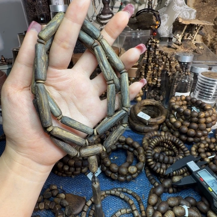 不***衛沉香沉香碎屑海南老乌身桶珠多圈