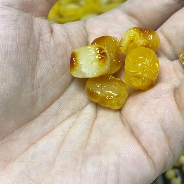 裸石蜜蜡未镶嵌多样性发货其一