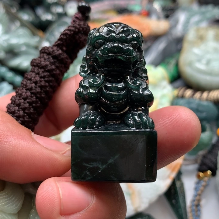 翡翠颈饰未镶嵌保真天然A货翡翠