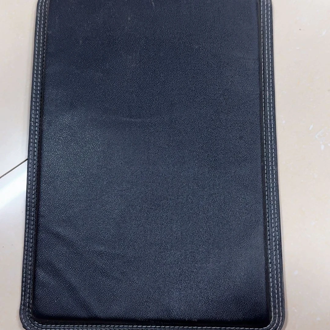 国***安黑色中号钓箱坐垫一个瑕疵款