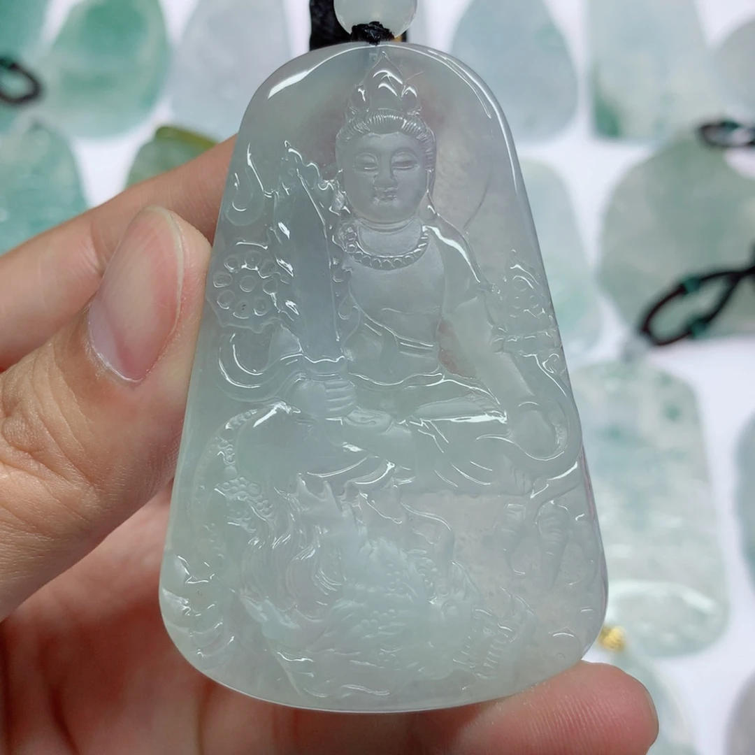 艺***界翡翠未镶嵌颈饰虚空藏
