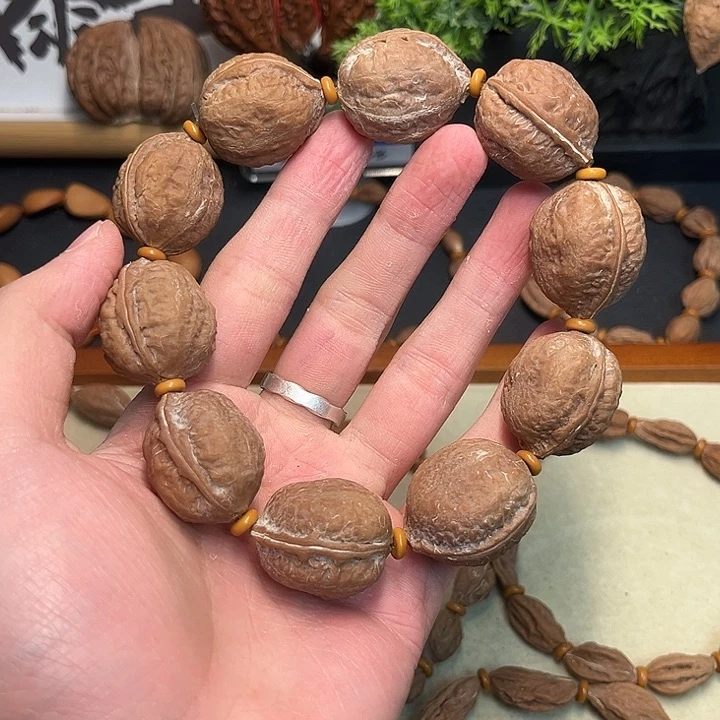 文玩核桃吊坠开****哥核桃33