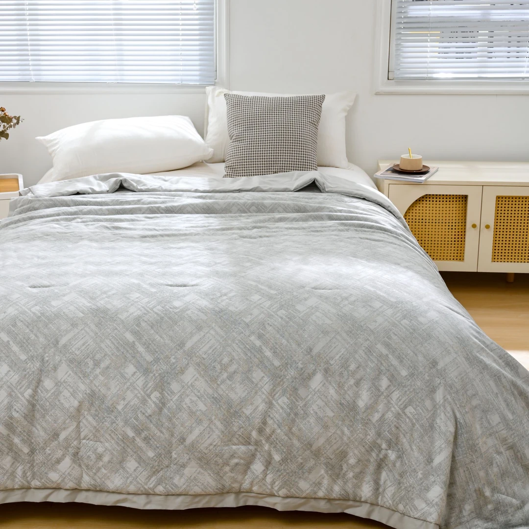雾霭几何絮语·云端触感天丝被 | TENCEL® Blend Modern Reverie