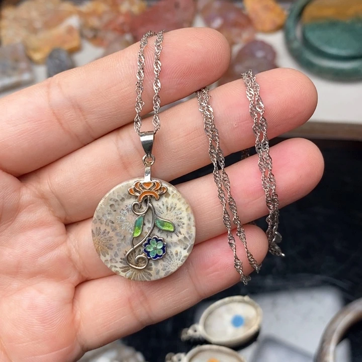 硅化珊瑚（珊瑚玉）手镯未镶嵌