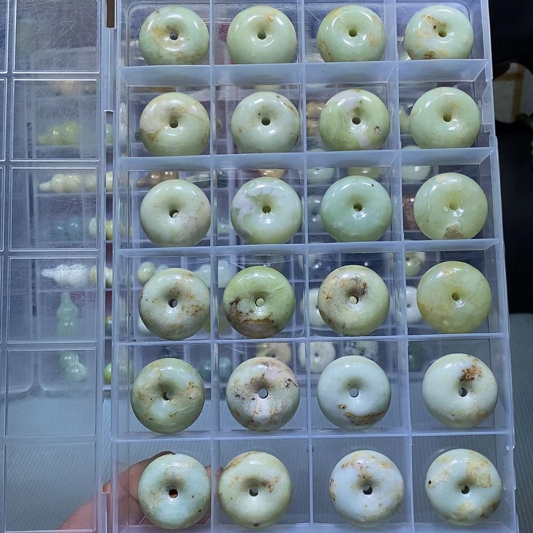 合金蛇纹石玉颈饰263