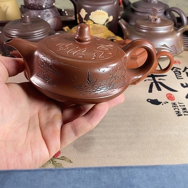 茶壶紫砂紫砂的微瑕