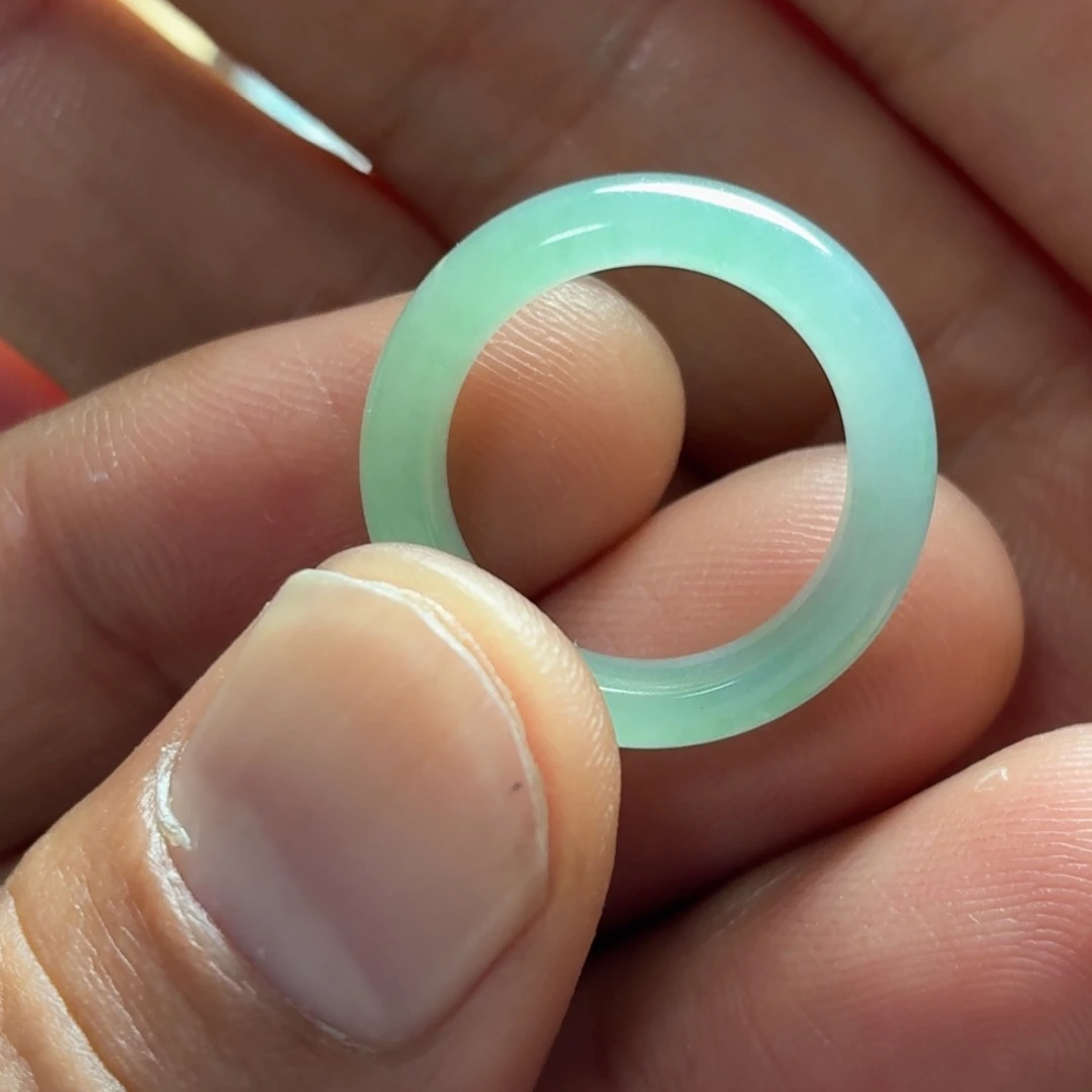 阿***了定制翡翠未镶嵌戒指