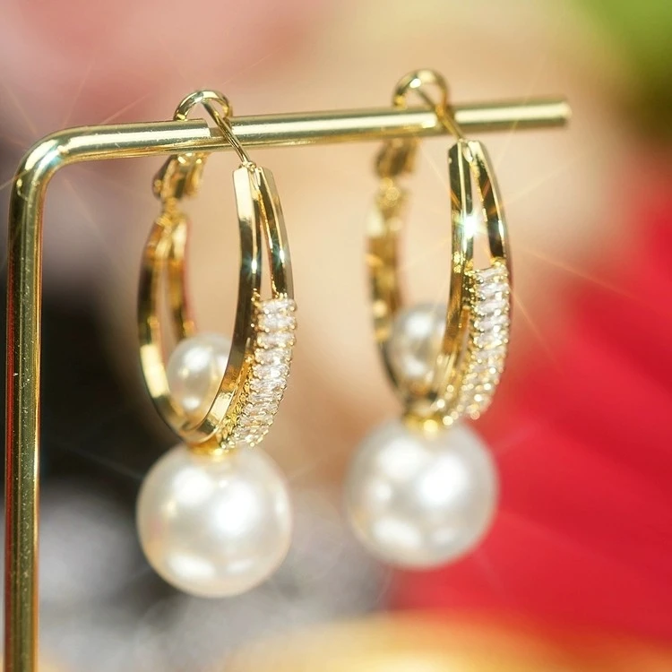 铜合金耳饰 【Q31】气质轻奢百搭简约简约优雅精致网红设计师耳环