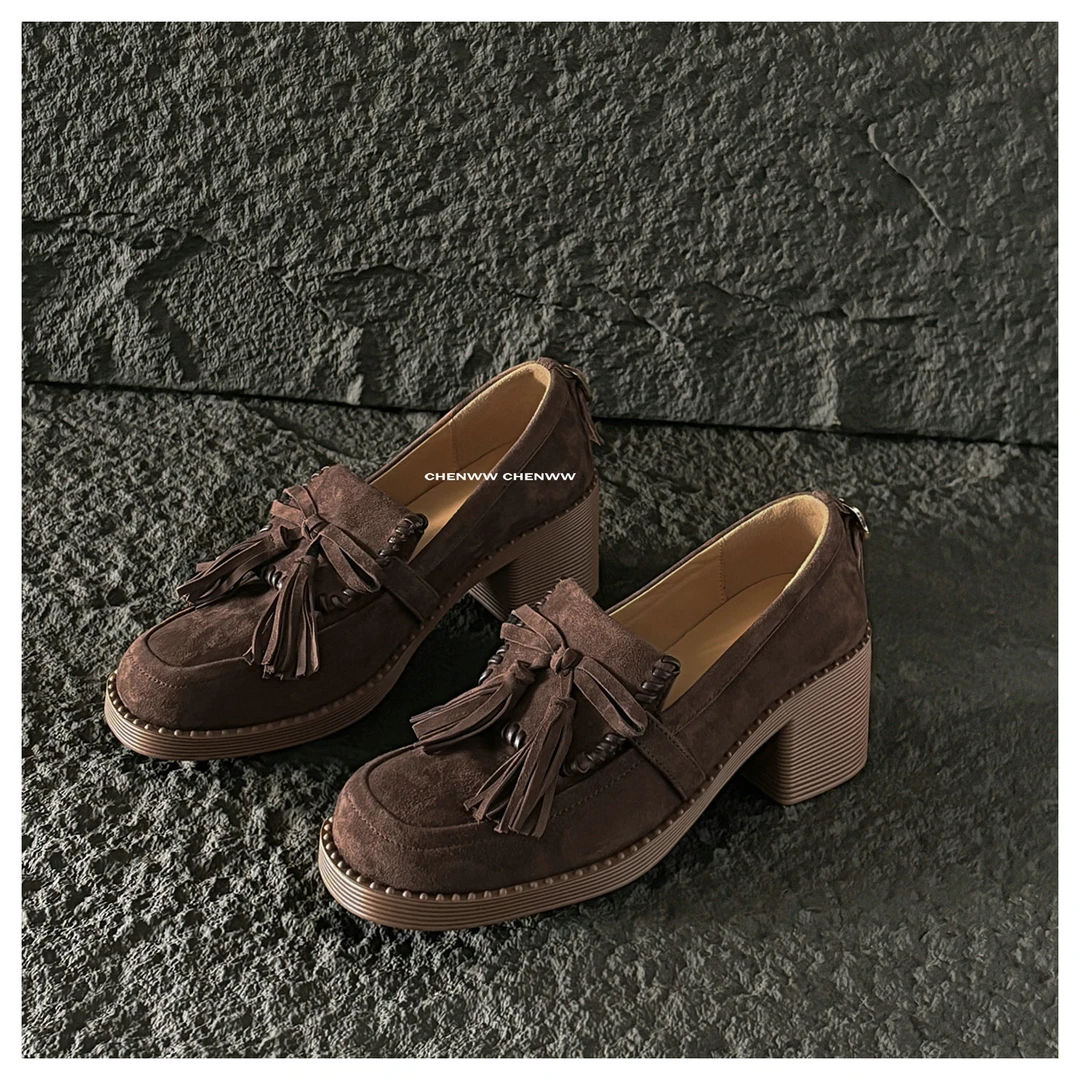 【CHENWW】新款英伦复古流苏点缀乐福鞋圆头磨砂皮袋鼠单鞋粗跟单鞋