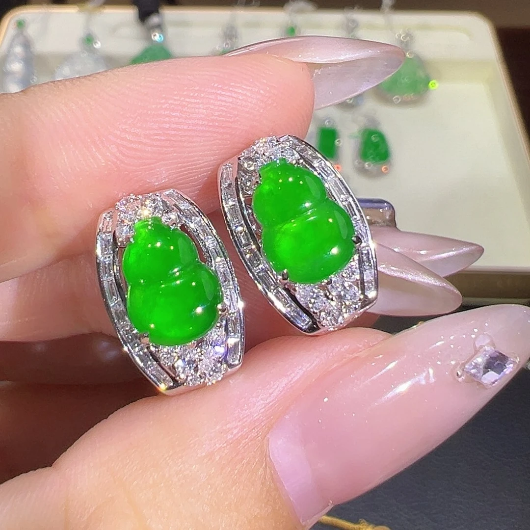 翡翠18K金镶嵌耳环翡翠