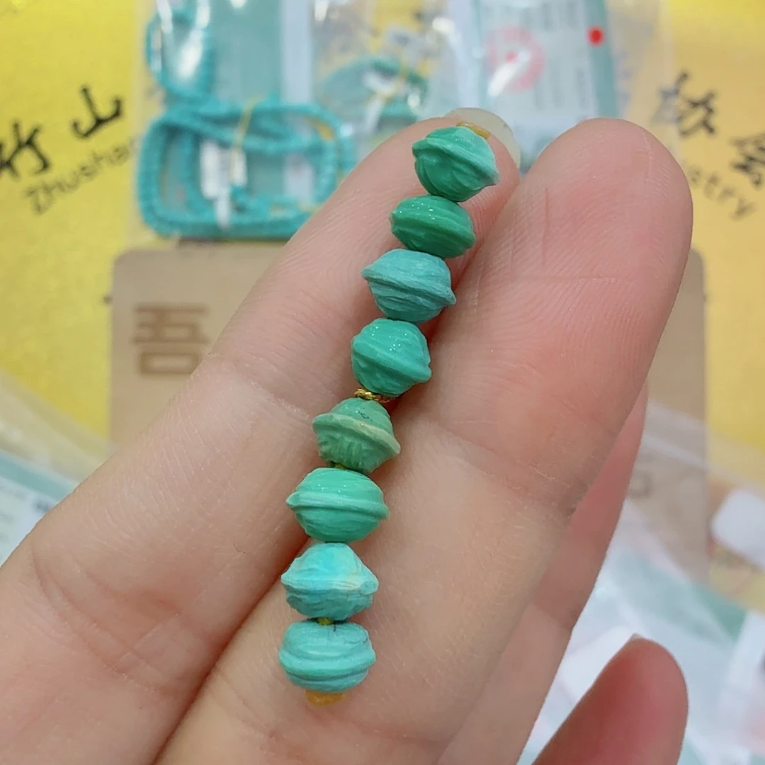 未镶嵌绿松石珠宝奇石